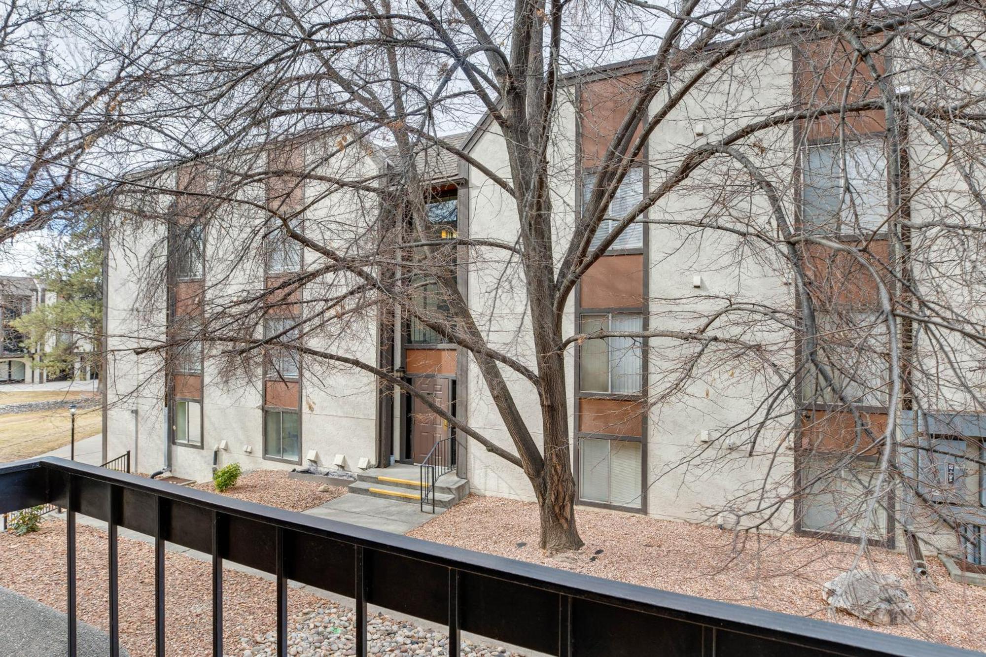 Grand Junction Condo Balcony, Community Pool! 外观 照片